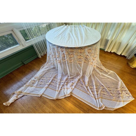 Vintage 70s curtain, white mesh, brown tan embroidered groovy pattern, pleated - Picture 1 of 10